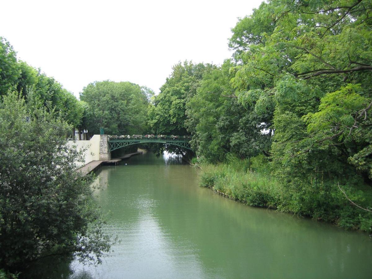 Happy Place - 15 Min Paris & 30 Min Disneyland - Subways - Facilities - Free Parking - Secured Maisons-Alfort Εξωτερικό φωτογραφία