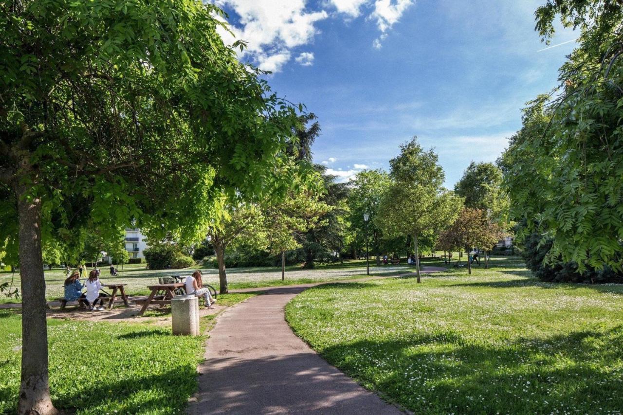 Happy Place - 15 Min Paris & 30 Min Disneyland - Subways - Facilities - Free Parking - Secured Maisons-Alfort Εξωτερικό φωτογραφία